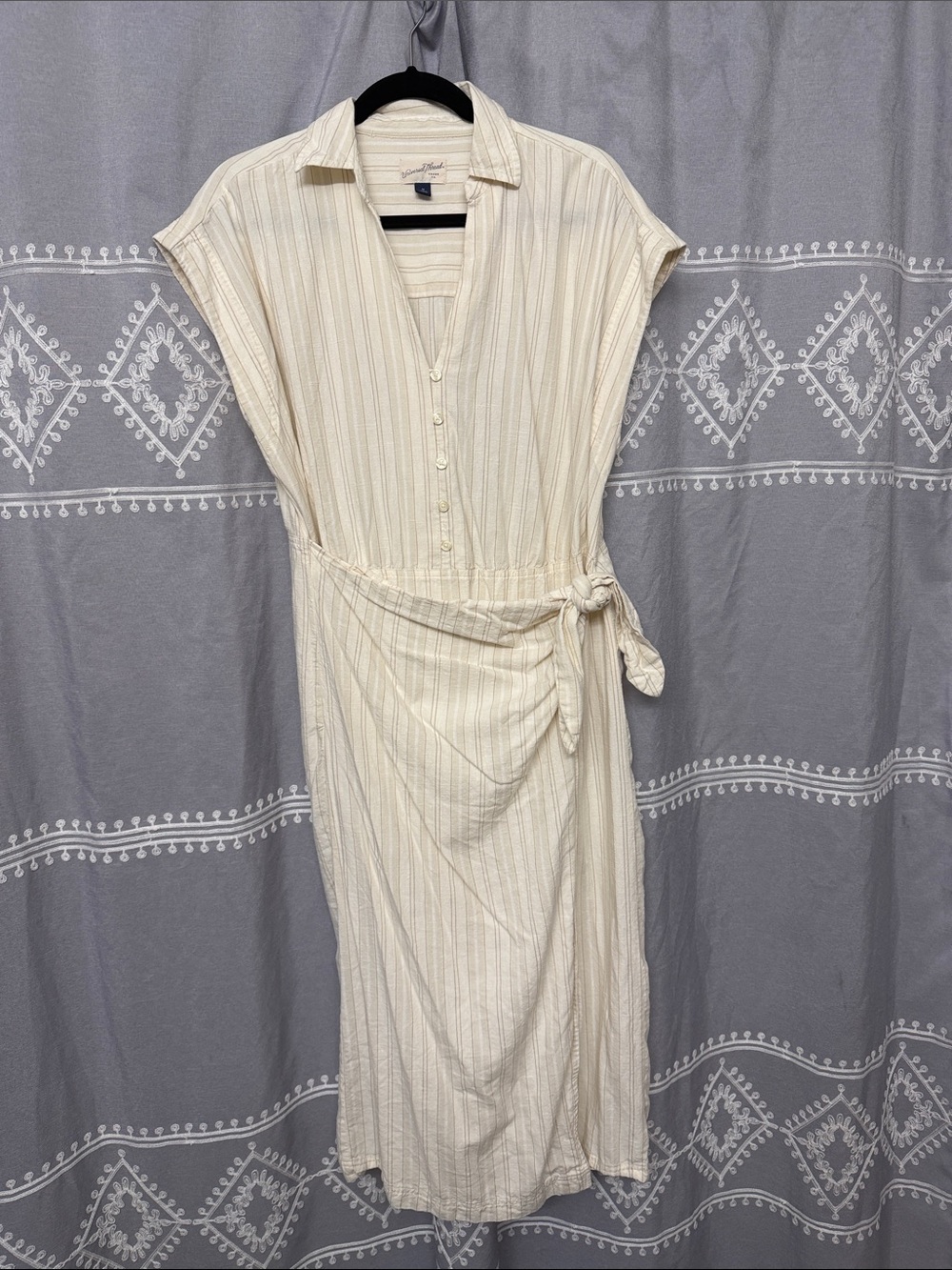 Universal Thread Midi Wrap Dress M